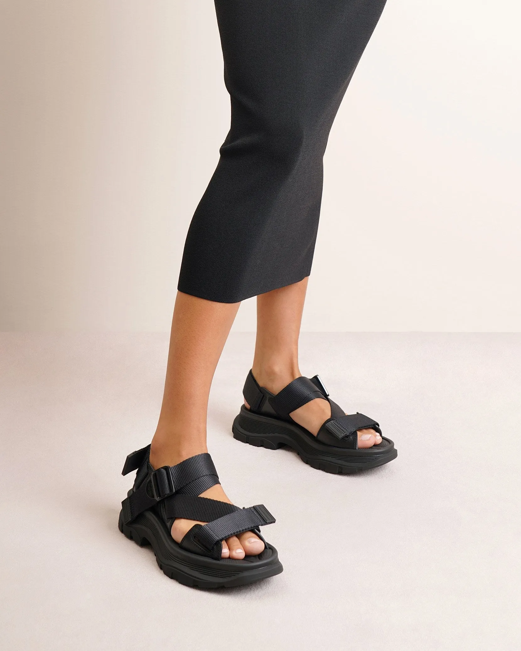 Tread sporty sandals