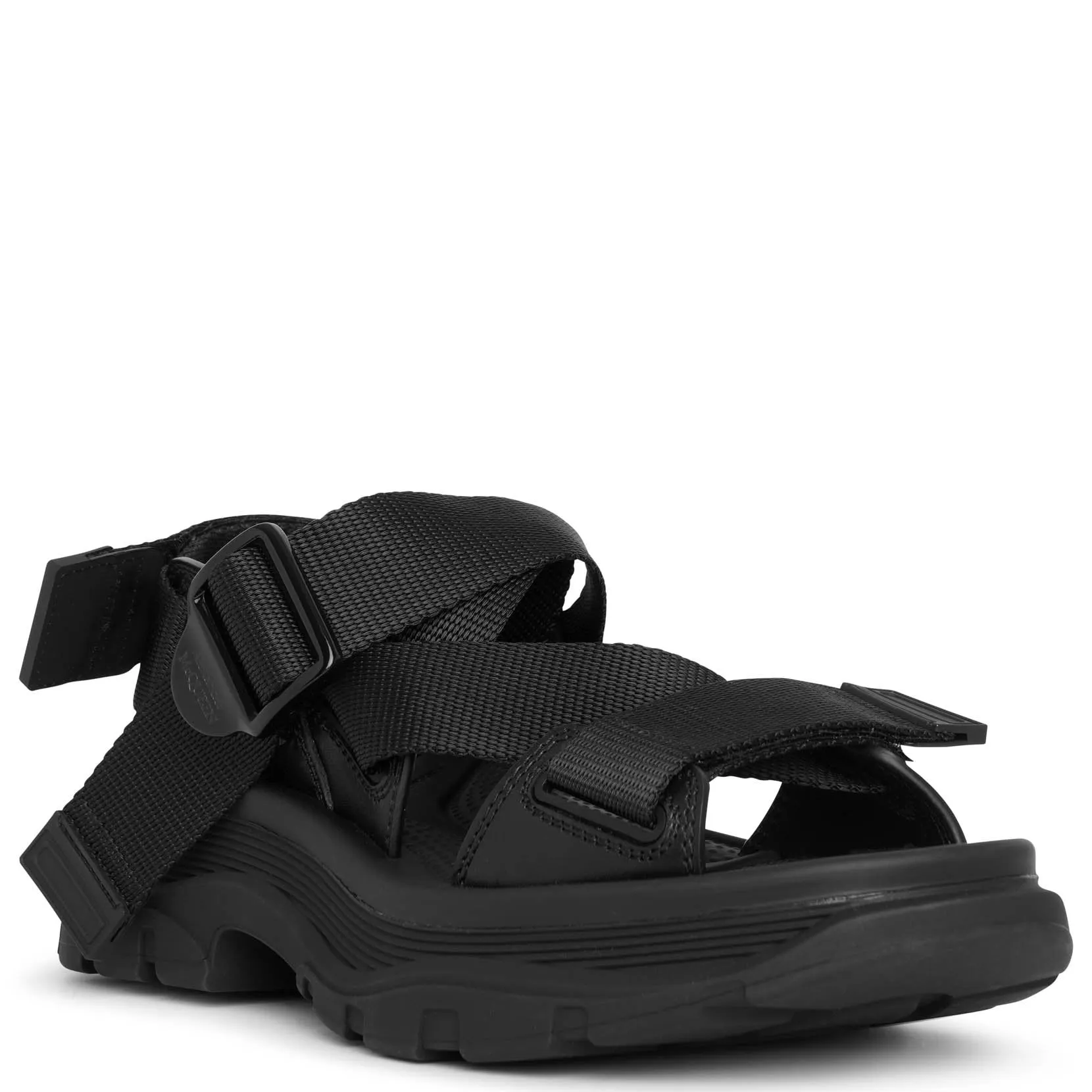 Tread sporty sandals